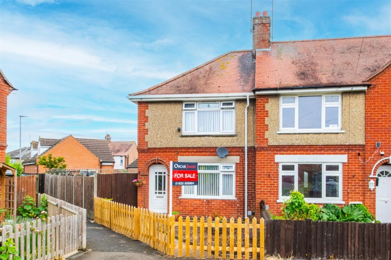 Upper Kings Avenue, Higham Ferrers - EAID:oscarjamesapi, BID:8