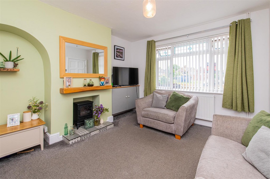 Images for Upper Kings Avenue, Higham Ferrers EAID:oscarjamesapi BID:8