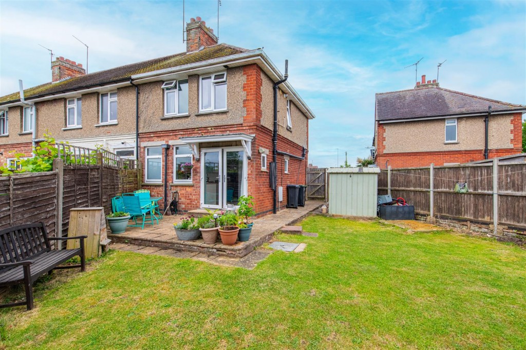 Images for Upper Kings Avenue, Higham Ferrers EAID:oscarjamesapi BID:8