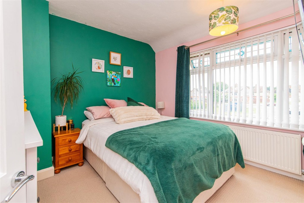 Images for Upper Kings Avenue, Higham Ferrers EAID:oscarjamesapi BID:8