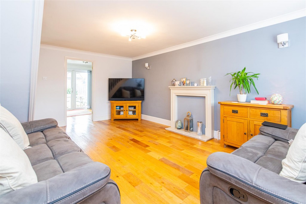 Images for Dulverton Road, Northampton EAID:oscarjamesapi BID:1