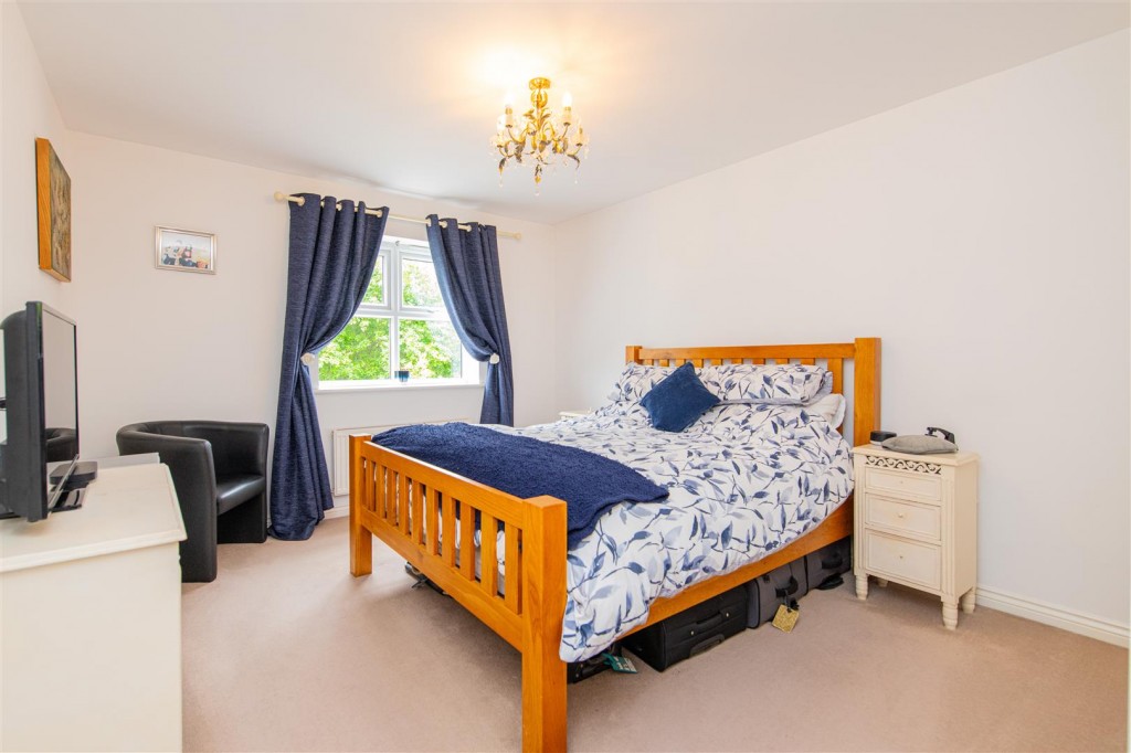 Images for Slipton Road, Burton Latimer EAID:oscarjamesapi BID:3