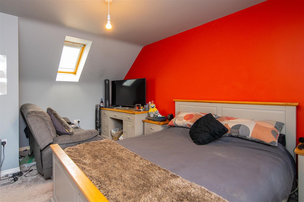 Images for Slipton Road, Burton Latimer EAID:oscarjamesapi BID:3