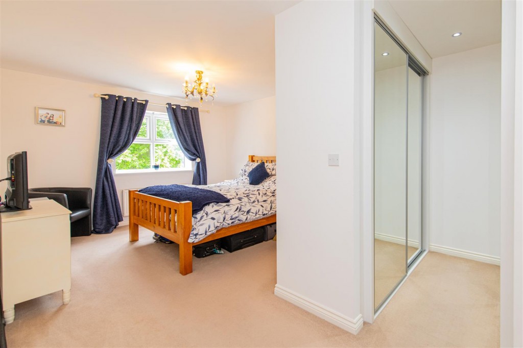 Images for Slipton Road, Burton Latimer EAID:oscarjamesapi BID:3