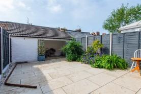 Images for Lindsay Street, Kettering