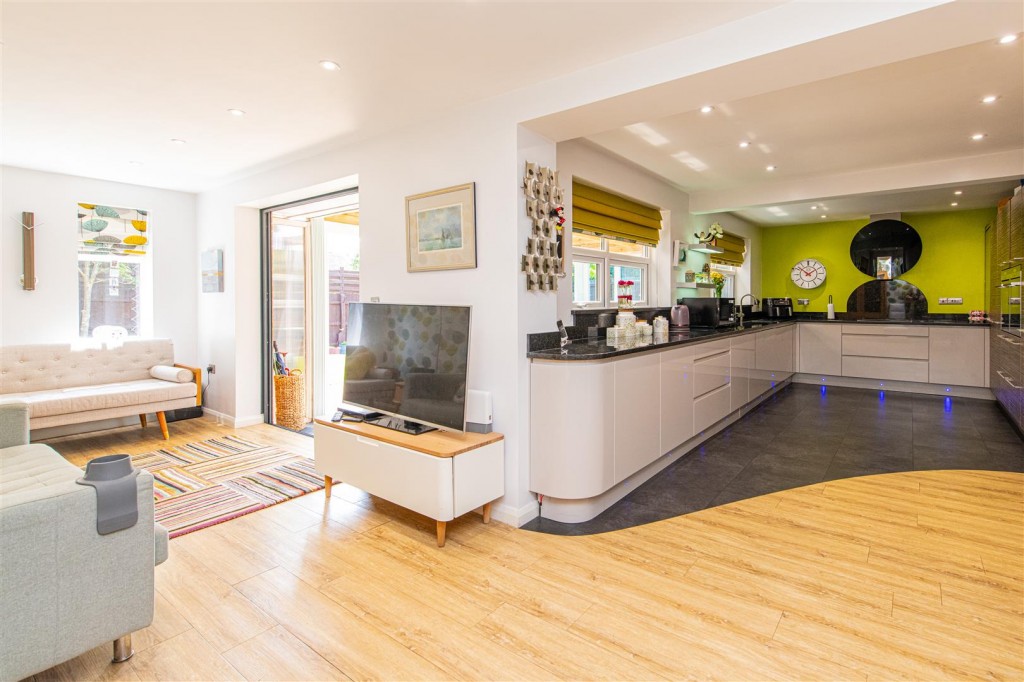 Images for St. Vincents Avenue, Kettering EAID:oscarjamesapi BID:2