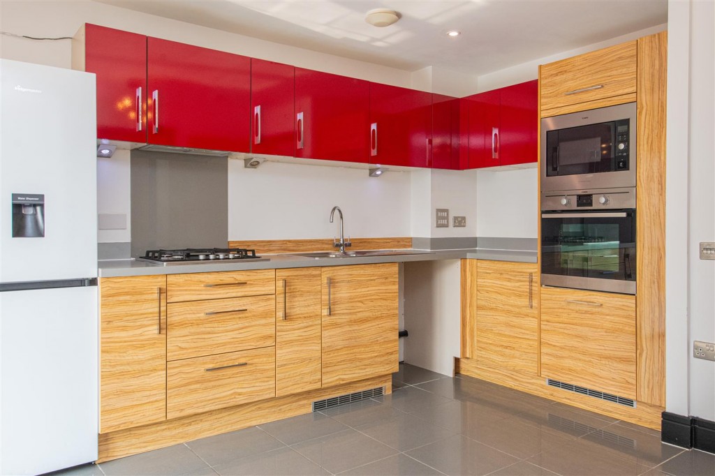 Images for Kesteven Way, Lt Stanion, Corby EAID:oscarjamesapi BID:4