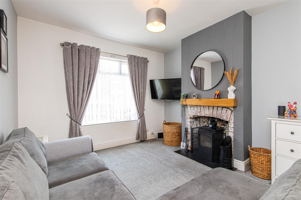 Images for Dryden Street, Kettering EAID:oscarjamesapi BID:2