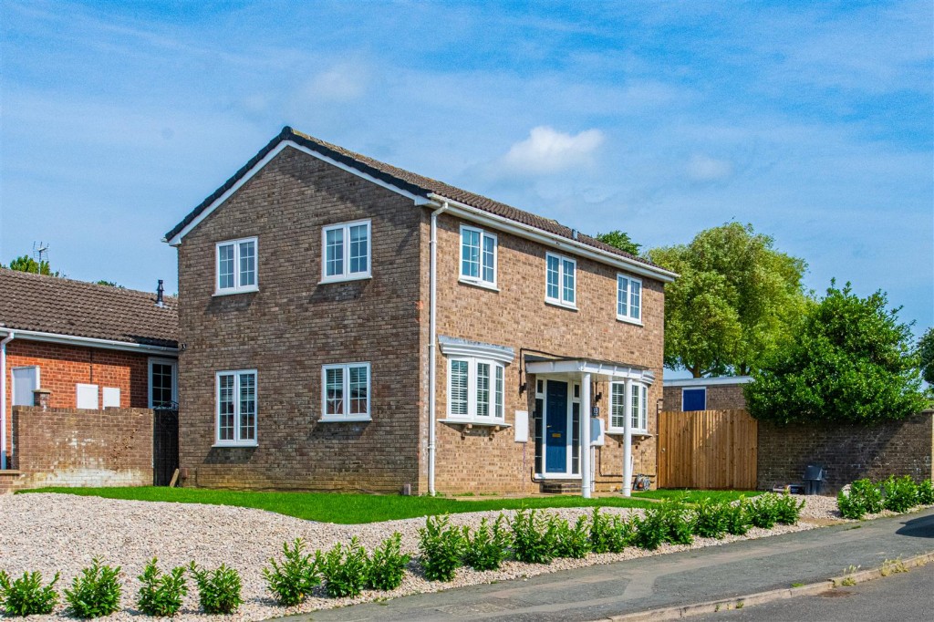 image of 83, Kipton Field