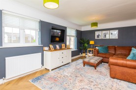 Images for Kipton Field, Rothwell, Kettering