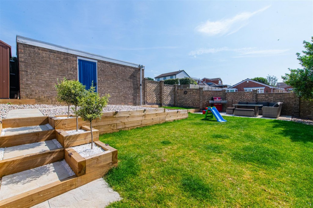 Images for Kipton Field, Rothwell, Kettering EAID:oscarjamesapi BID:2
