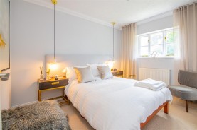 Images for Deenethorpe, Corby