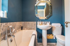 Images for Deenethorpe, Corby