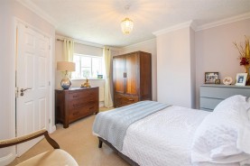 Images for Deenethorpe, Corby