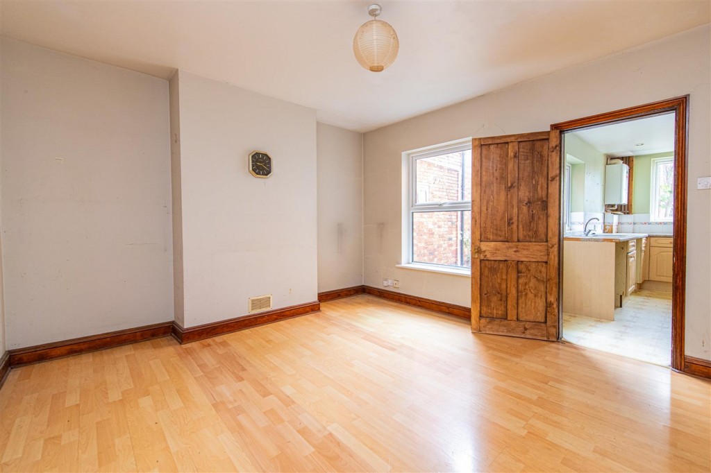 Images for Regent Street, Kettering EAID:oscarjamesapi BID:2