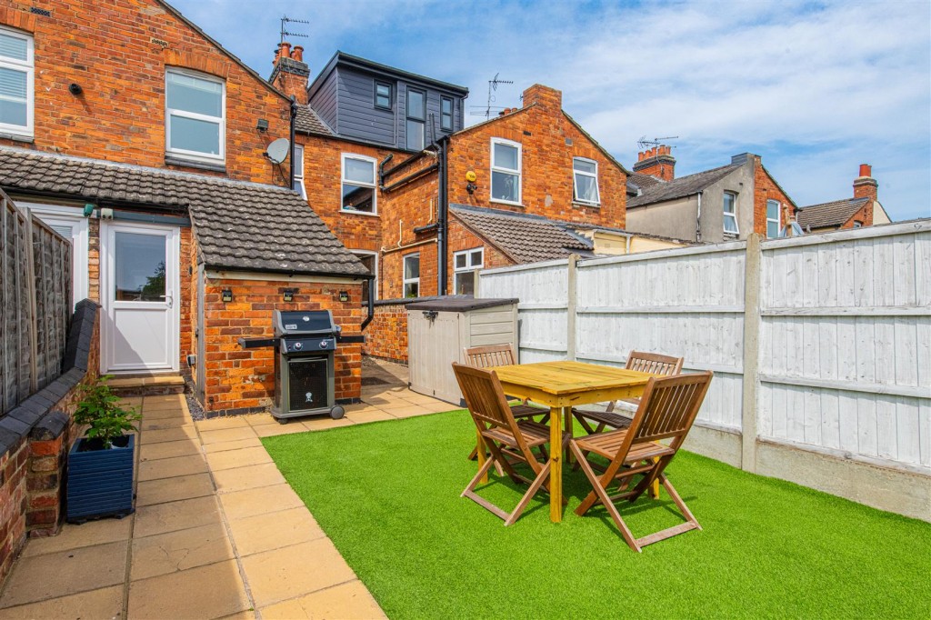 Images for Lathkill Street, Market Harborough EAID:oscarjamesapi BID:5
