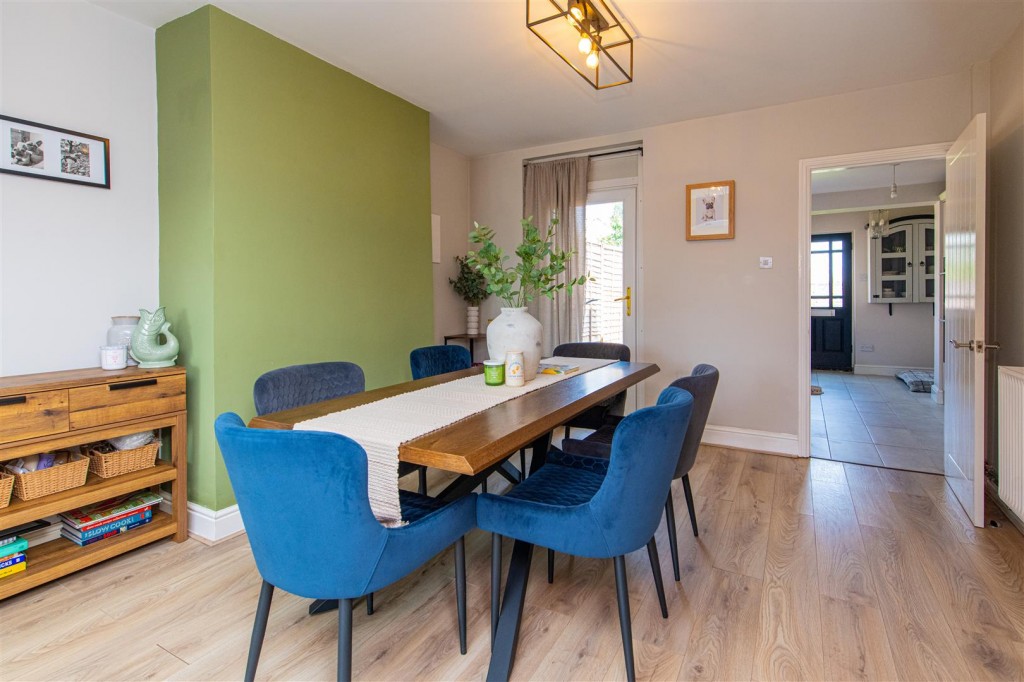 Images for Howard Road, Wollaston, Wellingborough EAID:oscarjamesapi BID:6