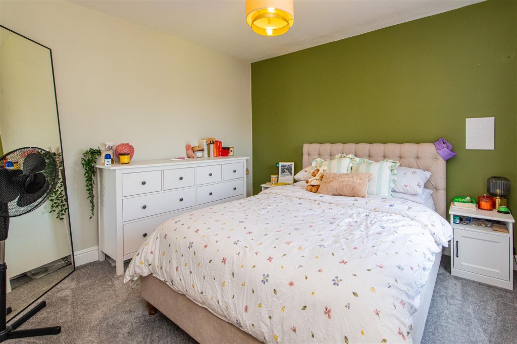 Images for Howard Road, Wollaston, Wellingborough EAID:oscarjamesapi BID:6