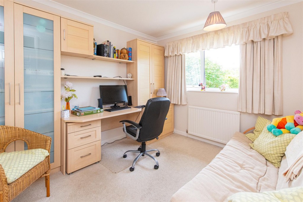 Images for Warkton Lane, Barton Seagrave, Kettering EAID:oscarjamesapi BID:2