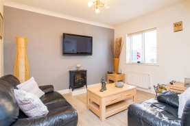 Images for Cricketers Green, Weldon, Corby