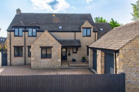Images for Cricketers Green, Weldon, Corby