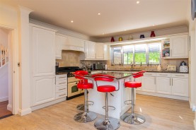 Images for Cricketers Green, Weldon, Corby