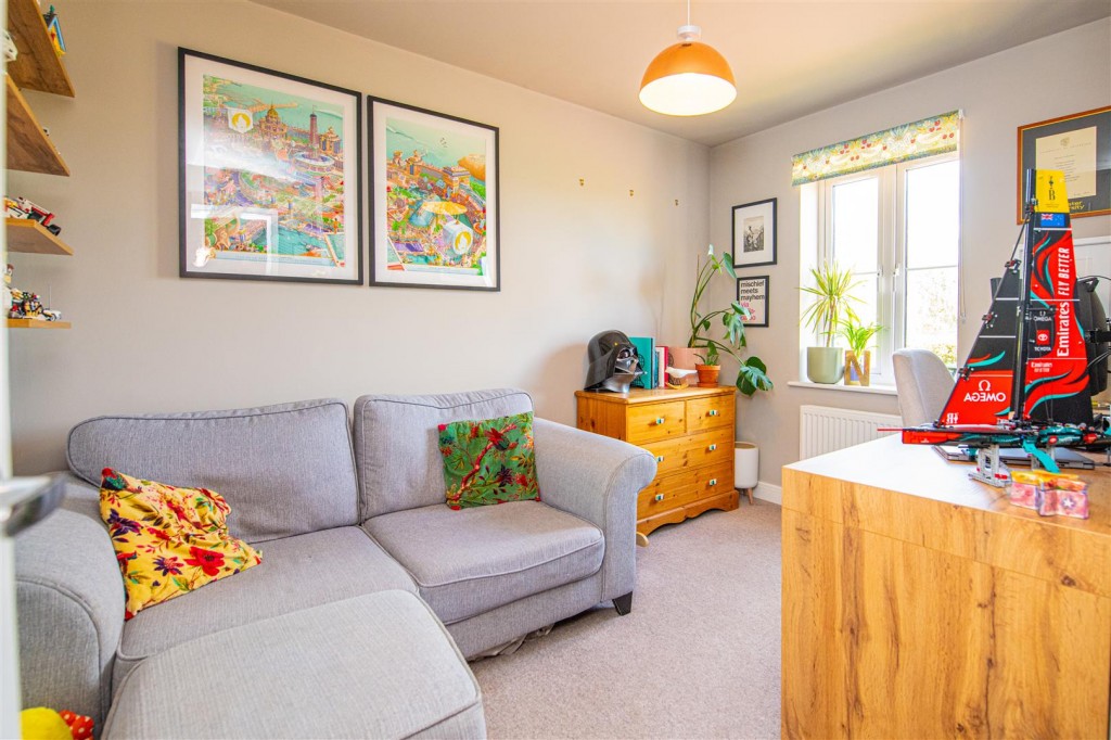 Images for Arden Road, Desborough, Kettering EAID:oscarjamesapi BID:5