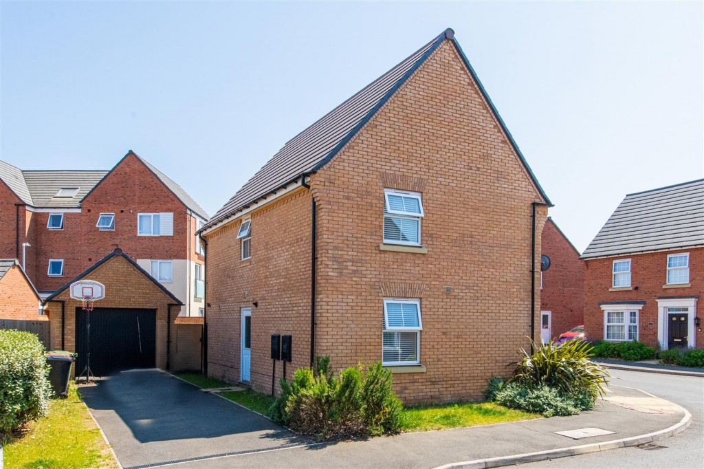 Images for Golding Crescent, Earls Barton, Northampton EAID:oscarjamesapi BID:6