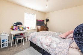 Images for Golding Crescent, Earls Barton, Northampton
