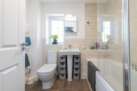 Images for Gleneagles Road, Corby