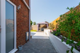 Images for Conway Drive, Burton Latimer