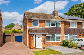 Images for Manor Way, Higham Ferrers, Rushden