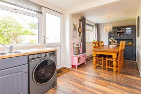 Images for Manor Way, Higham Ferrers, Rushden