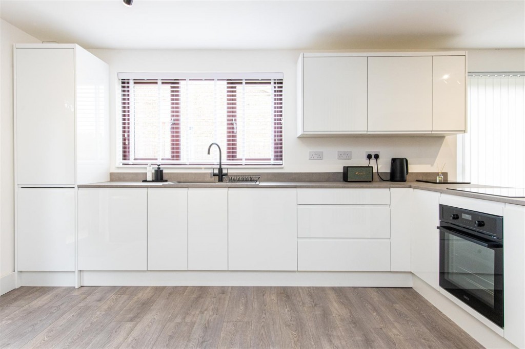 Images for Brampton Close, Wellingborough EAID:oscarjamesapi BID:6
