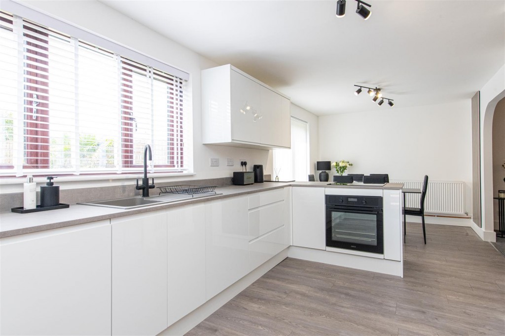 Images for Brampton Close, Wellingborough EAID:oscarjamesapi BID:6