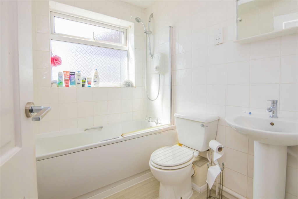 Images for Brambleside, Kettering EAID:oscarjamesapi BID:2