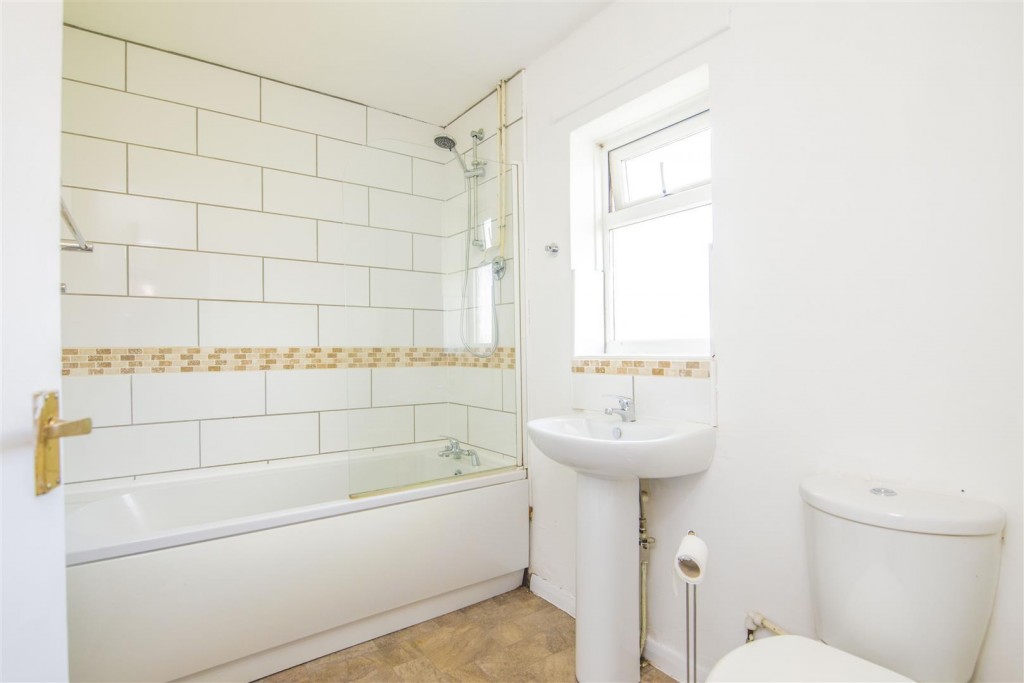 Images for Castle Way, Barton Seagrave, Kettering EAID:oscarjamesapi BID:2