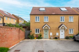 Images for Virginia Crescent, Burton Latimer
