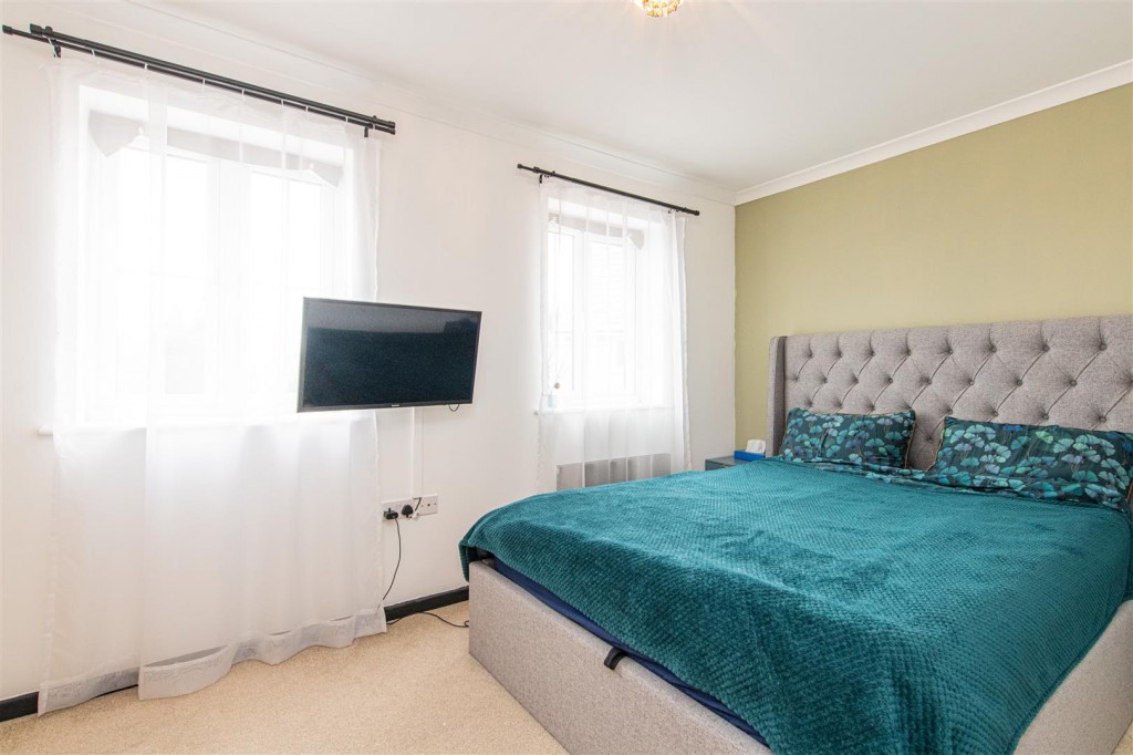 Images for Virginia Crescent, Burton Latimer EAID:oscarjamesapi BID:3