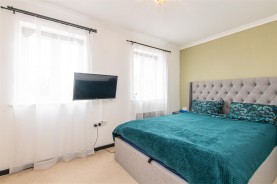 Images for Virginia Crescent, Burton Latimer
