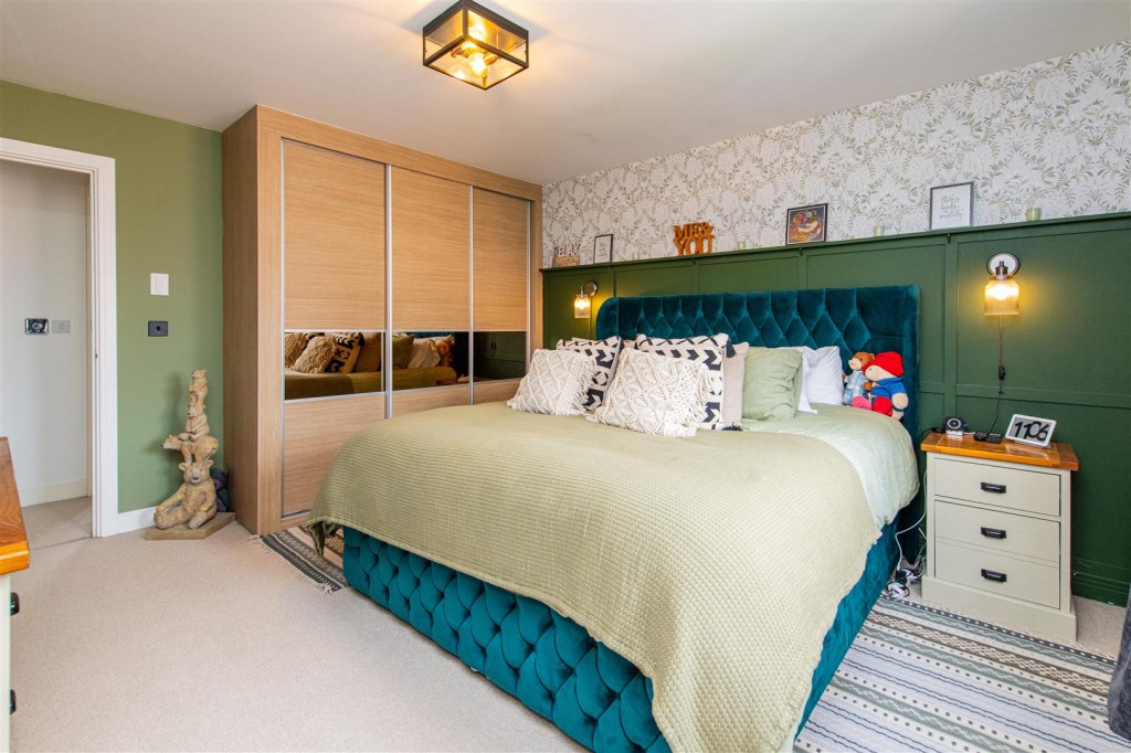 Images for Cannock Crescent, Desborough EAID:oscarjamesapi BID:2