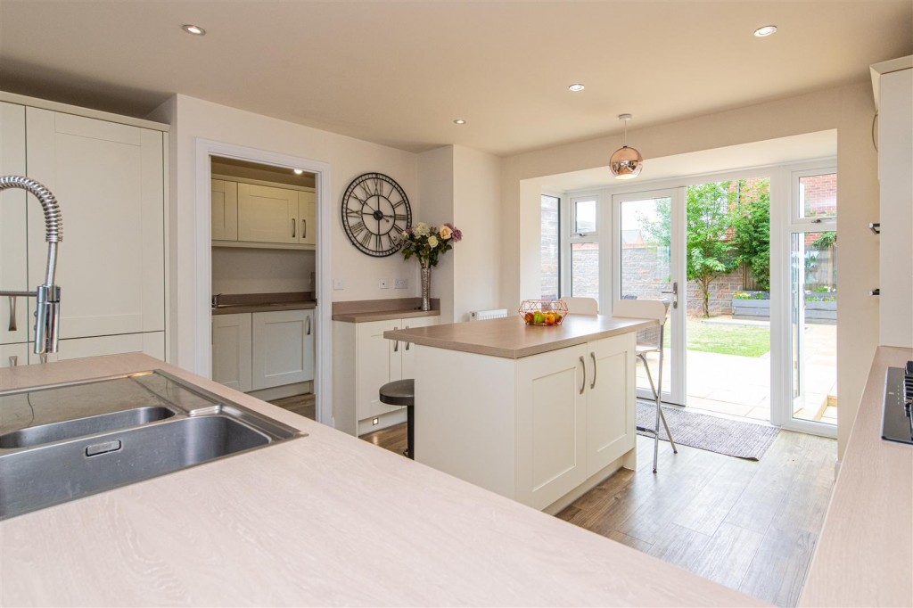 Images for Belton Road, Barton Seagrave, Kettering EAID:oscarjamesapi BID:2