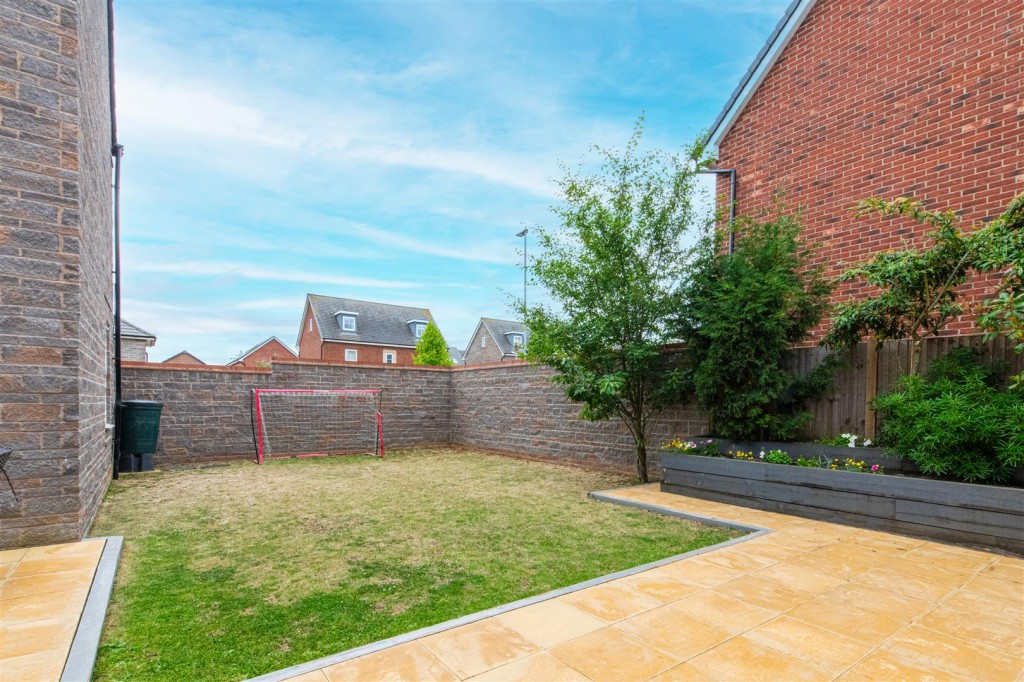 Images for Belton Road, Barton Seagrave, Kettering EAID:oscarjamesapi BID:2