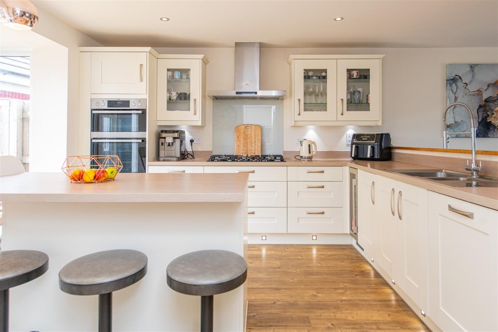 Images for Belton Road, Barton Seagrave, Kettering EAID:oscarjamesapi BID:2