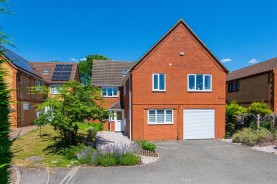 Images for Drayton Place, Irthlingborough, Wellingborough