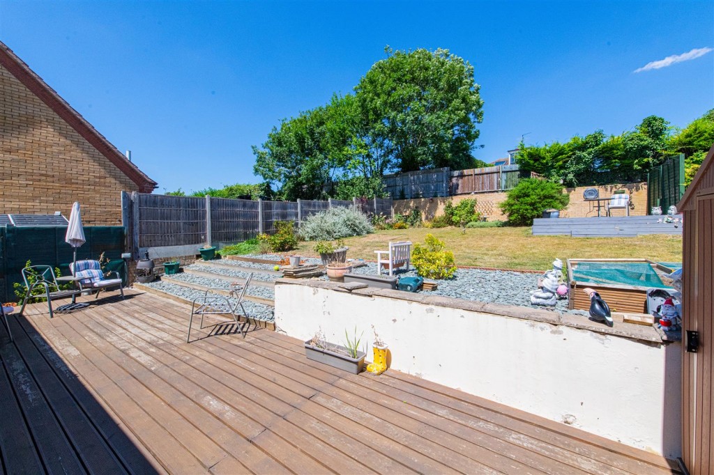 Images for Drayton Place, Irthlingborough, Wellingborough EAID:oscarjamesapi BID:6