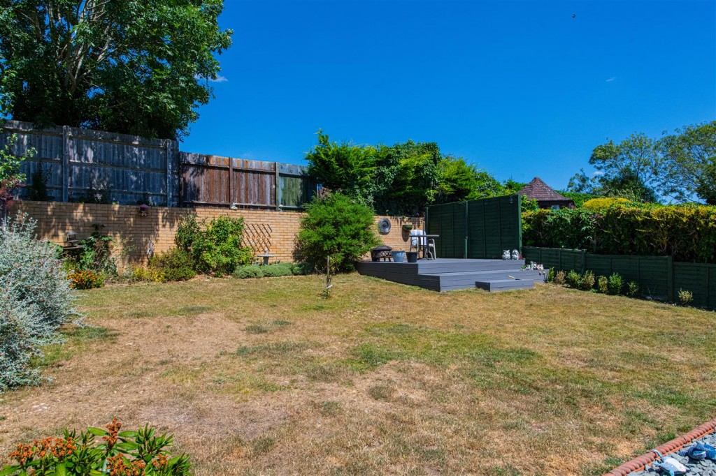 Images for Drayton Place, Irthlingborough, Wellingborough EAID:oscarjamesapi BID:6