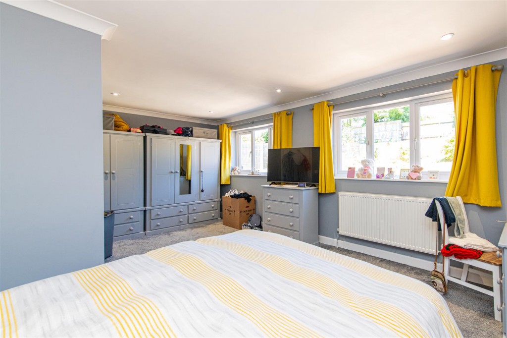 Images for Drayton Place, Irthlingborough, Wellingborough EAID:oscarjamesapi BID:6