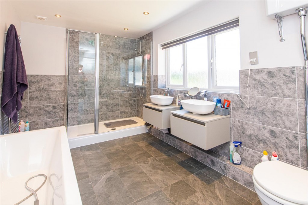 Images for Drayton Place, Irthlingborough, Wellingborough EAID:oscarjamesapi BID:6