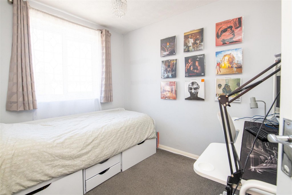 Images for Swinburne Close, Kettering EAID:oscarjamesapi BID:2